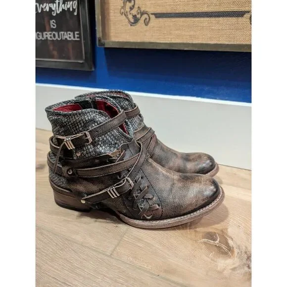 Freebird by Steven Belfast Booties Women's 9 Black Multi Blue Snake - Picture 2 of 12